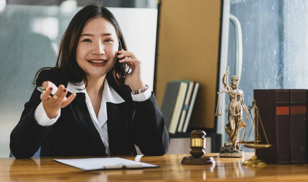 Sécurisez vos œuvres grâce à l'assistance d'un avocat spécialisé en propriété intellectuelle.